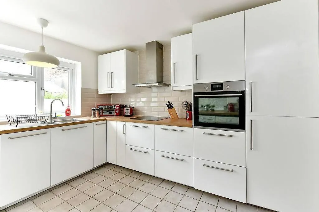 Host & Stay - Oxford Street House Swansea