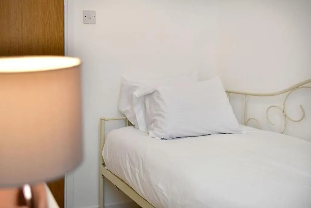 Host & Stay - Oxford Street House Swansea United Kingdom